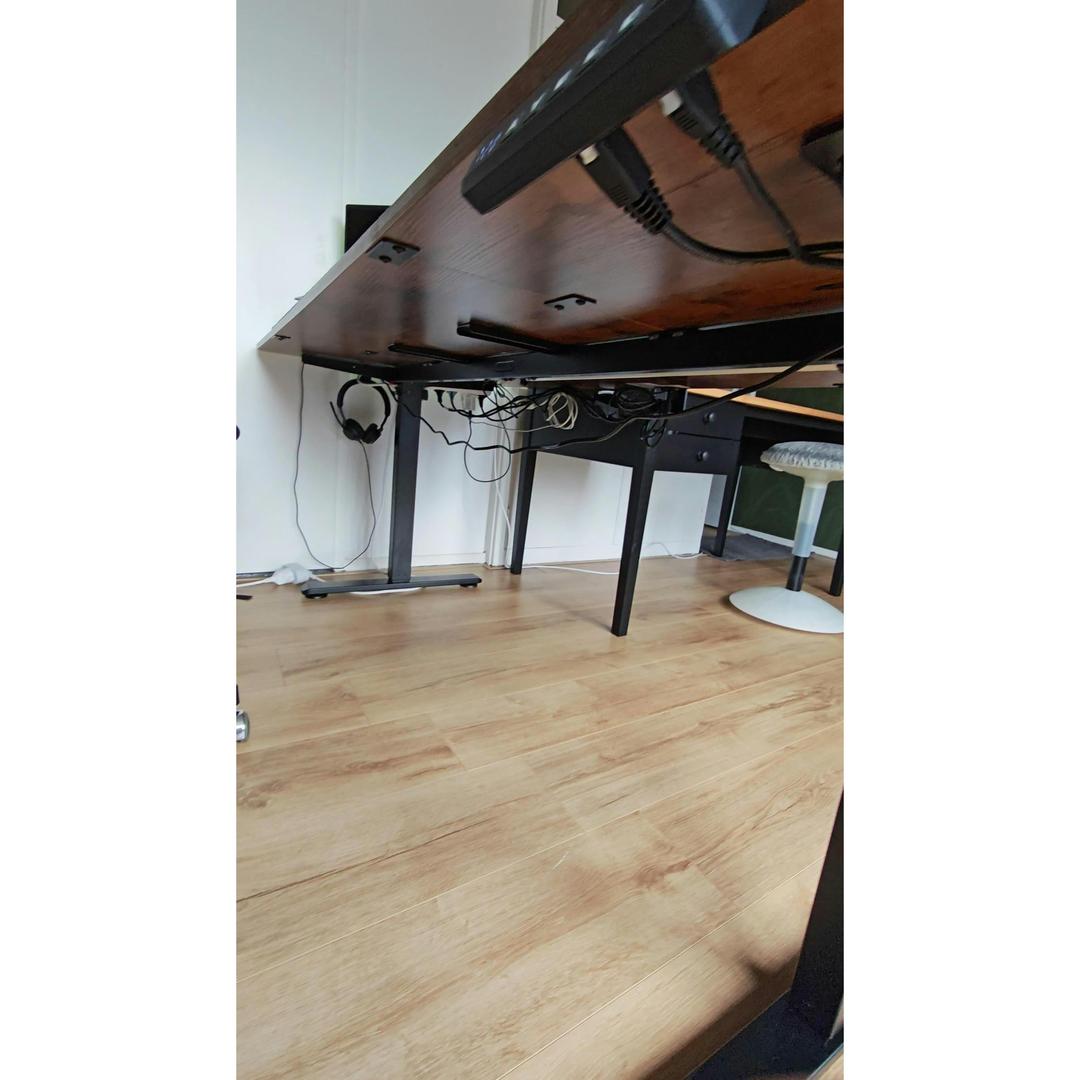Elektrisch Zit-Sta Bureau – 180 x 80 cm – Hoogte Verstelbaar – Inclusief Kabelbeheer