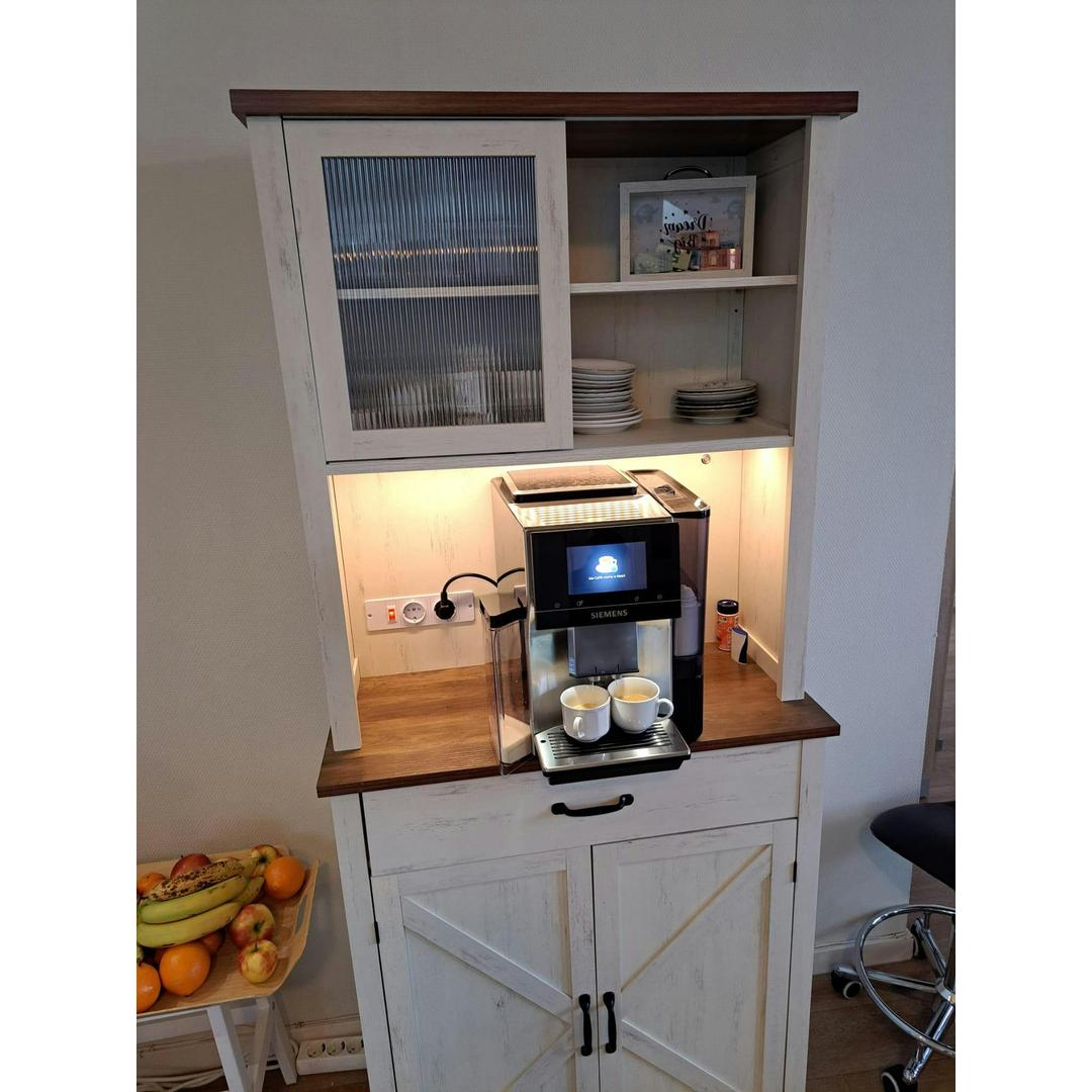 Keuken Opbergkast met Ingebouwde Verlichting en Stroomaansluiting – Praktisch en Functioneel Ontwerp