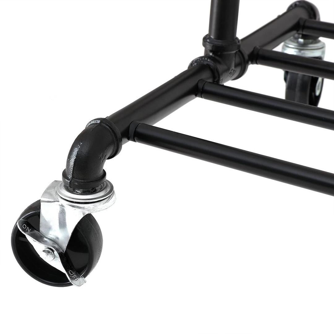 Zwarte Kledingophangstang van Metaal – Minimalistisch Ophangsysteem voor Kleding en Jassen