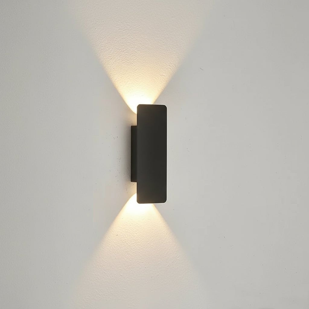 Aldric wandlamp – geplaatst in een interieur