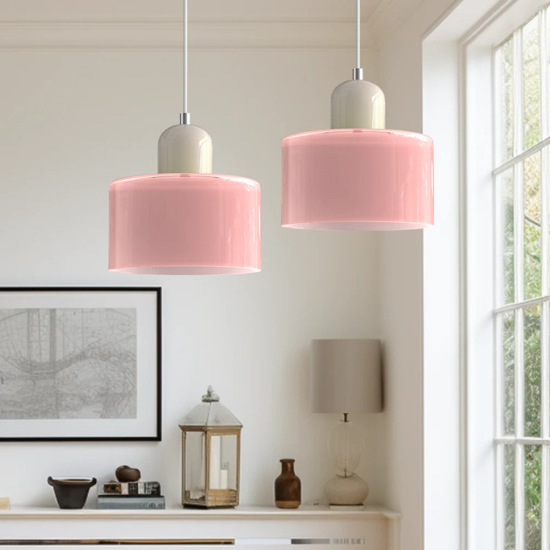 Arvid hanglamp van glas en metaal – in een woonkamer (14)