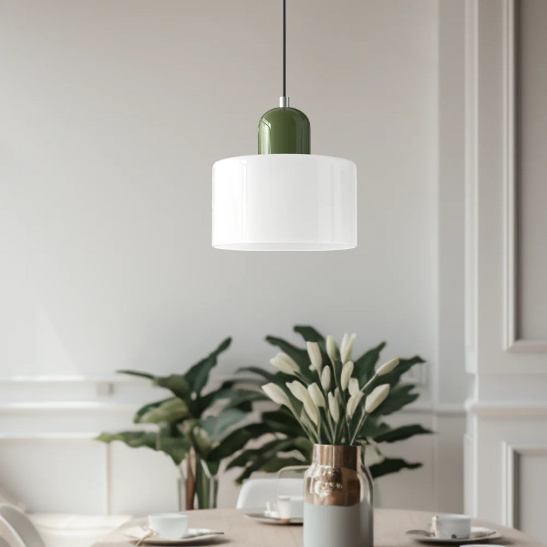 Arvid hanglamp van glas en metaal – geplaatst in een interieur