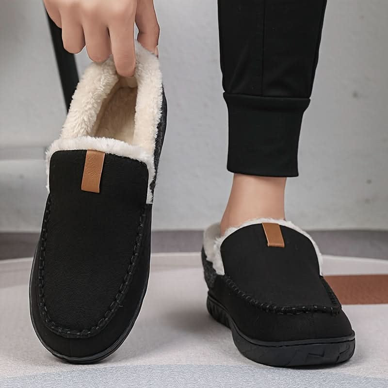 Bervik schoen van synthetic wol, soft and heat-retaining – close-up van het materiaal