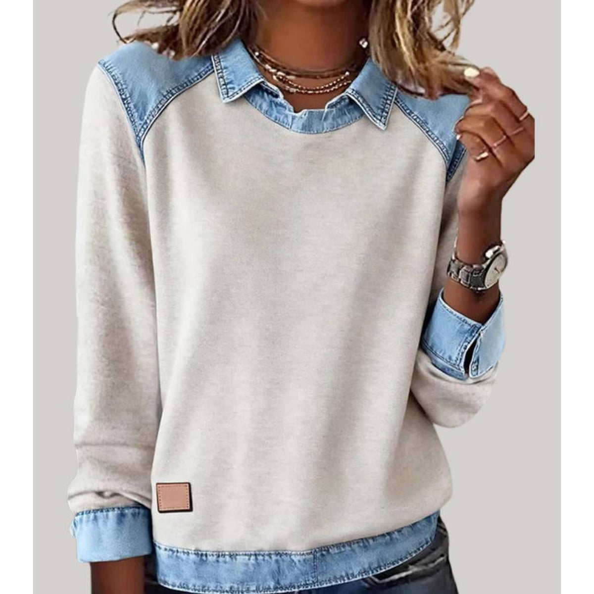 trui in beige – zijaanzicht