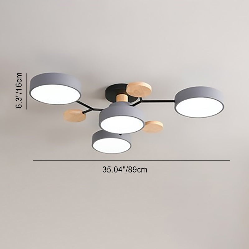 Elvara plafondlamp van ijzer, acryl, hout – sfeerbeeld in huis