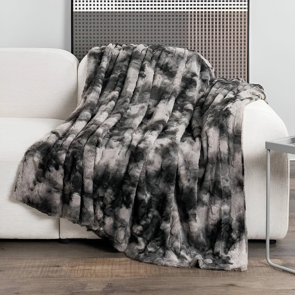 Estvik plaid in bruin – sfeerbeeld in huis