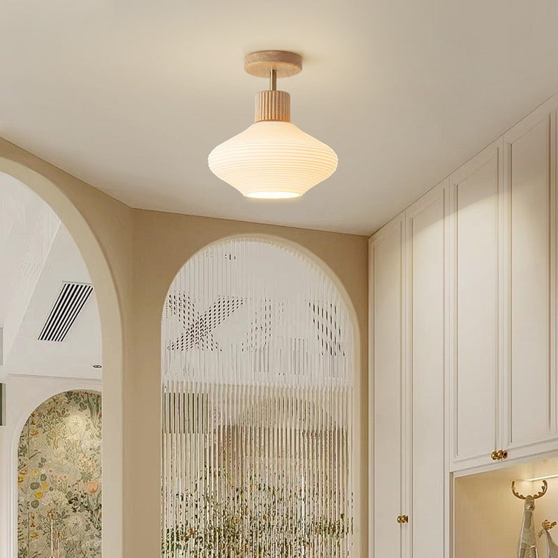 Farvik plafondlamp in hout van hout, glas – vooraanzicht