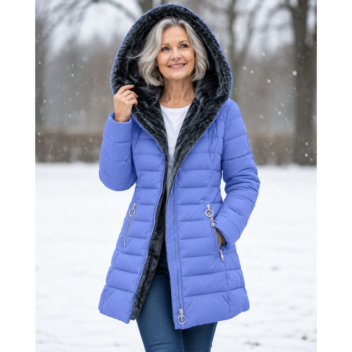 winterjas in koningsblauw – vooraanzicht