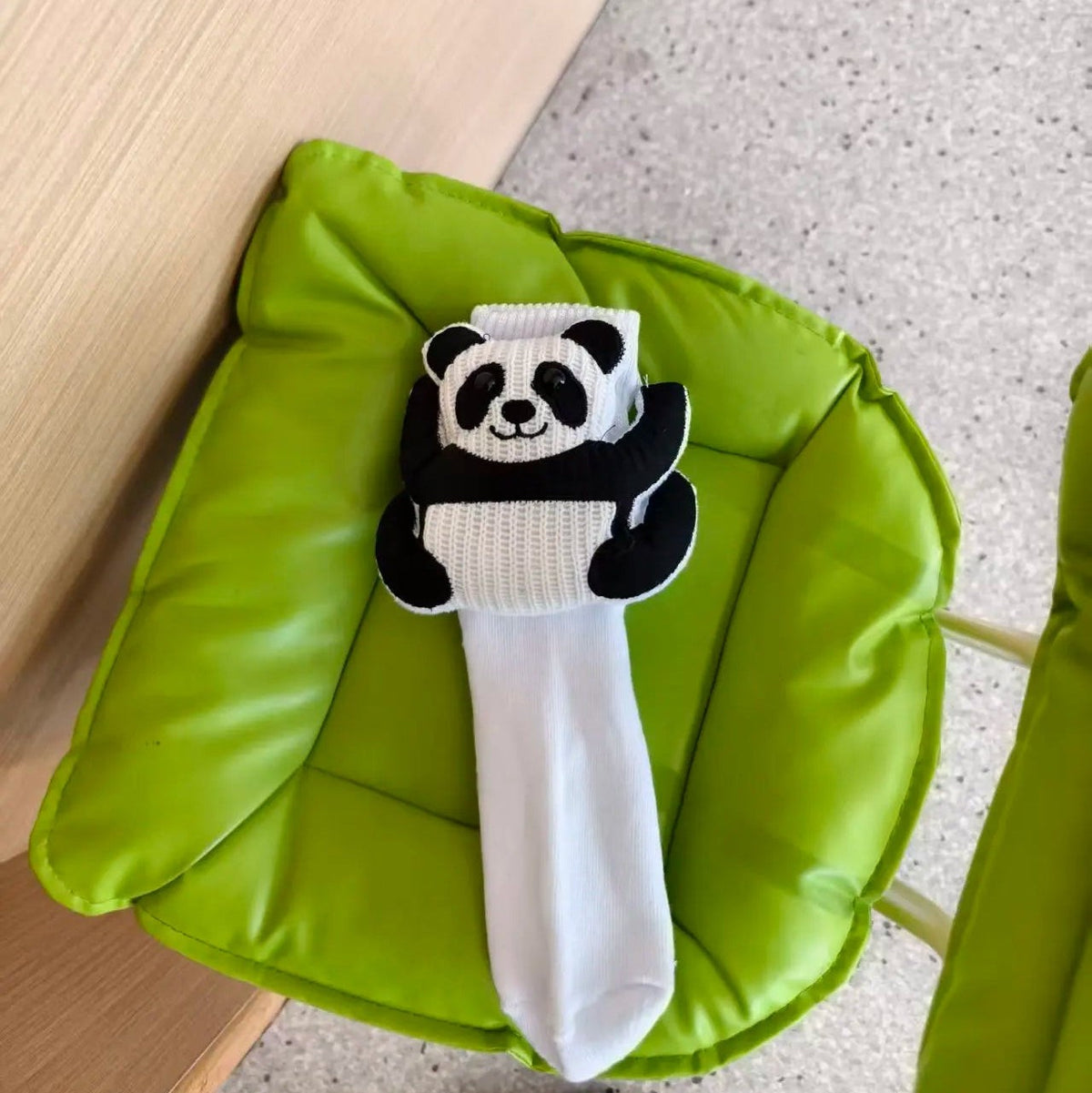 Haloora product van soft plush/microvezel, ademend lining – met de meegeleverde onderdelen