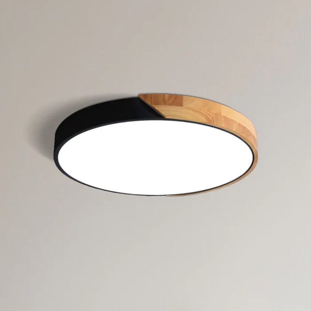 Kastel plafondlamp van hout en acryl – detailfoto van de afwerking