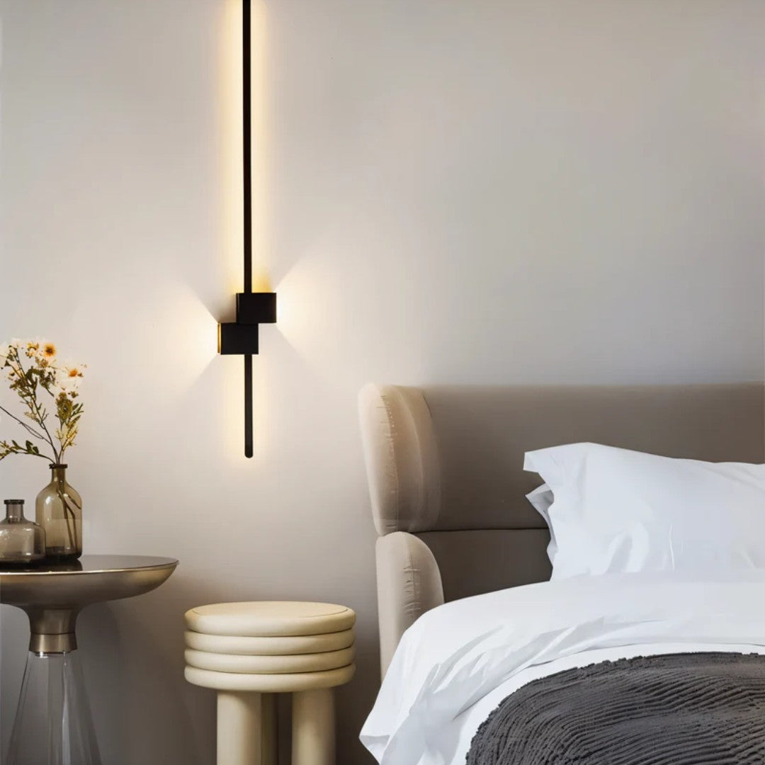 Kelda wandlamp in goud van aluminium – detailfoto van de afwerking