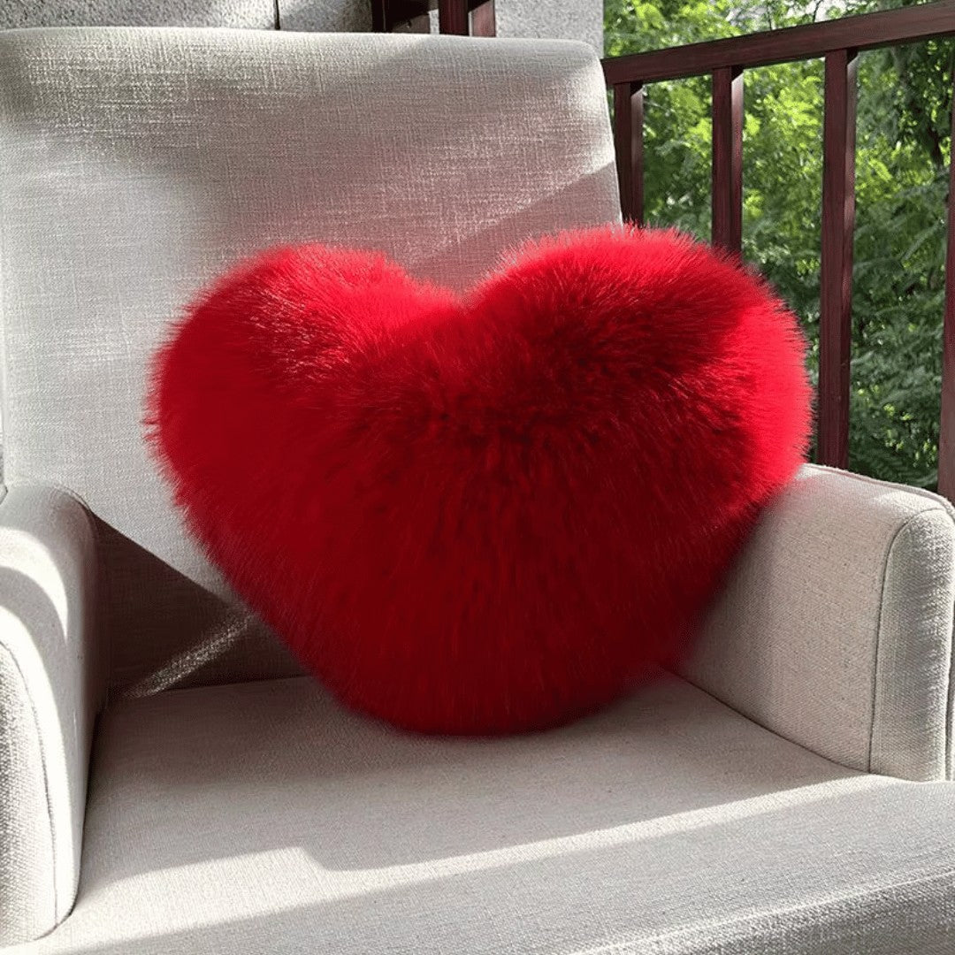 Nord3949 sierkussen van high-quality faux fur and soft katoen filling – in gebruik