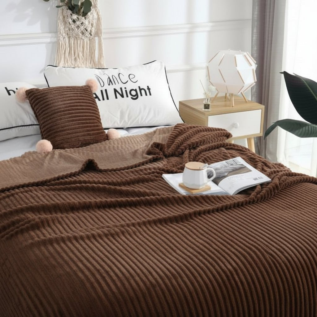 Nord5410 plaid van 100% polyester (flannel fleece) – met de meegeleverde onderdelen