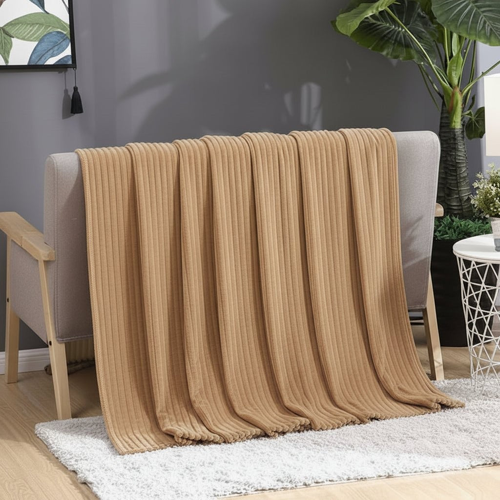 Nord5410 plaid van 100% polyester (flannel fleece) – in een woonkamer