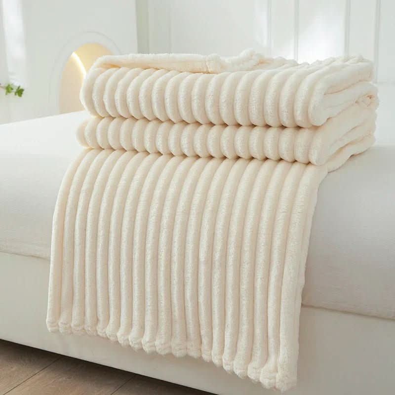 Nord5410 plaid in geel van 100% polyester (flannel fleece) – in een woonkamer