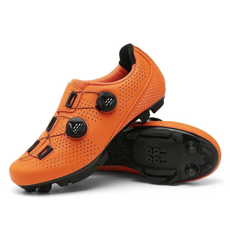 Nord8709 schoen in zwart mtb van synthetisch leer met ademend bovenwerk, rubberen zool – close-up van het materiaal