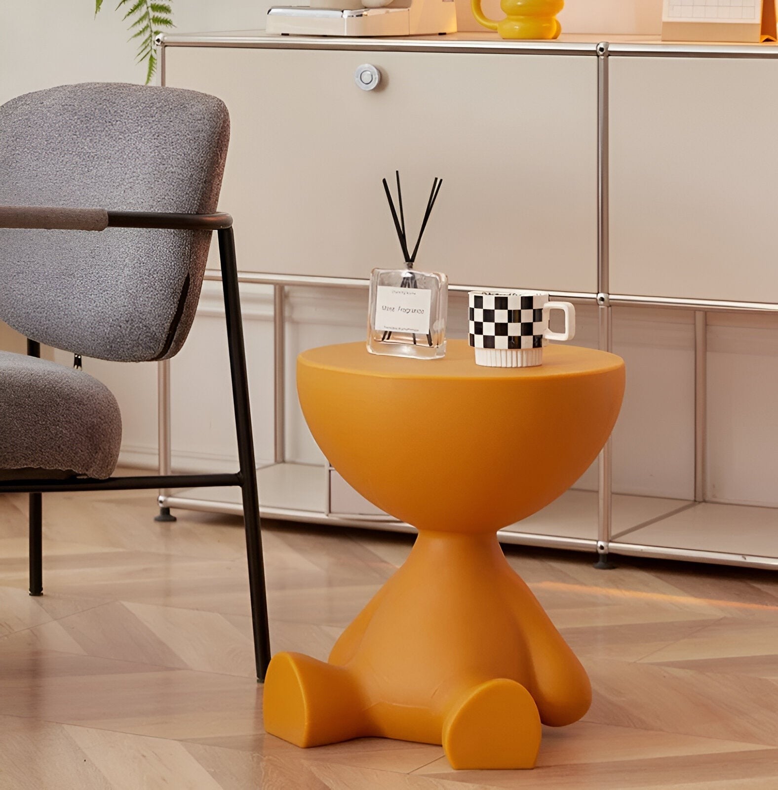 Perlan salontafel in wit van kunststof – in een woonkamer