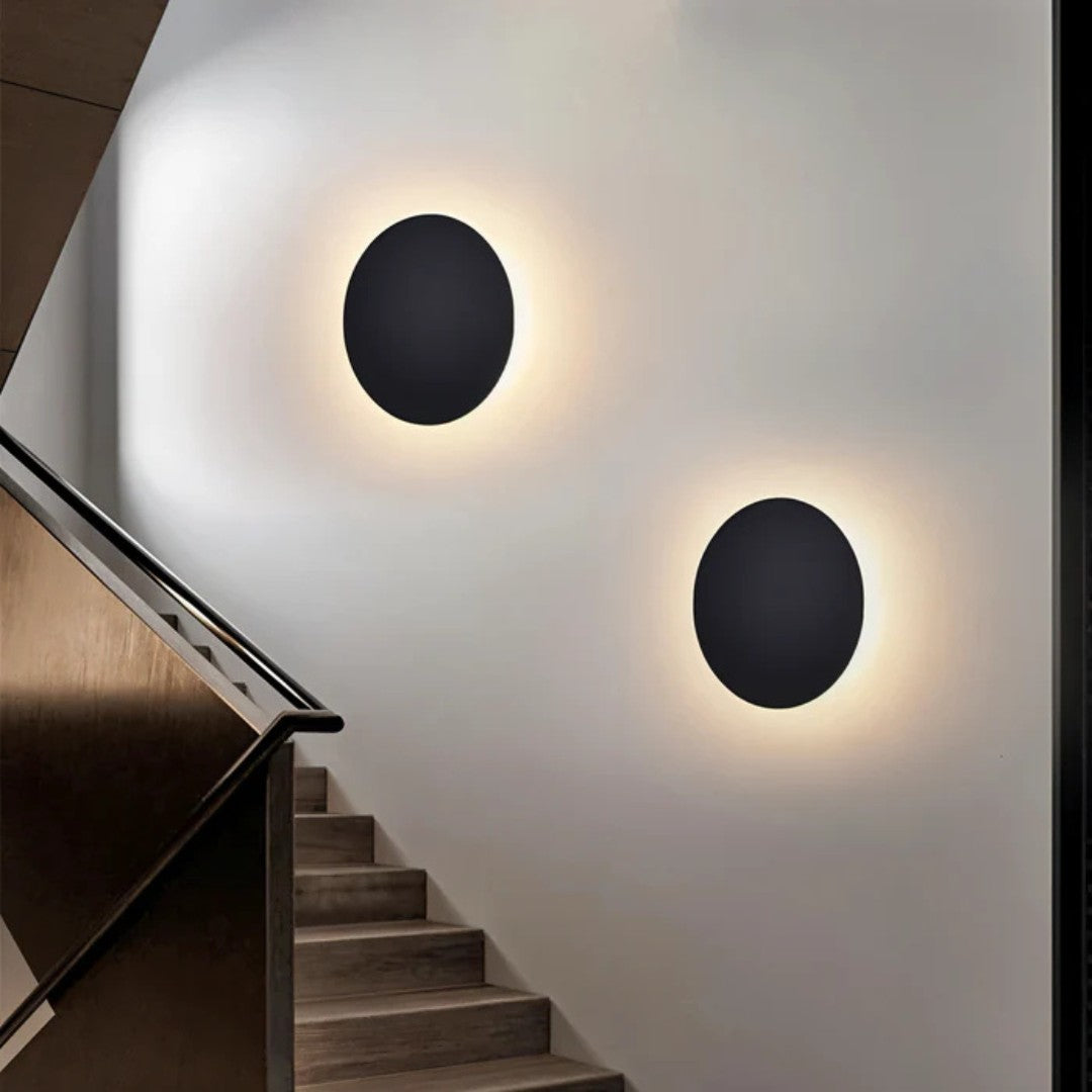 Quenda wandlamp van aluminium – sfeerbeeld in huis