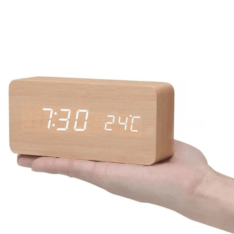 Solora horloge van high-quality hout for a natural look and durability – van bovenaf gezien