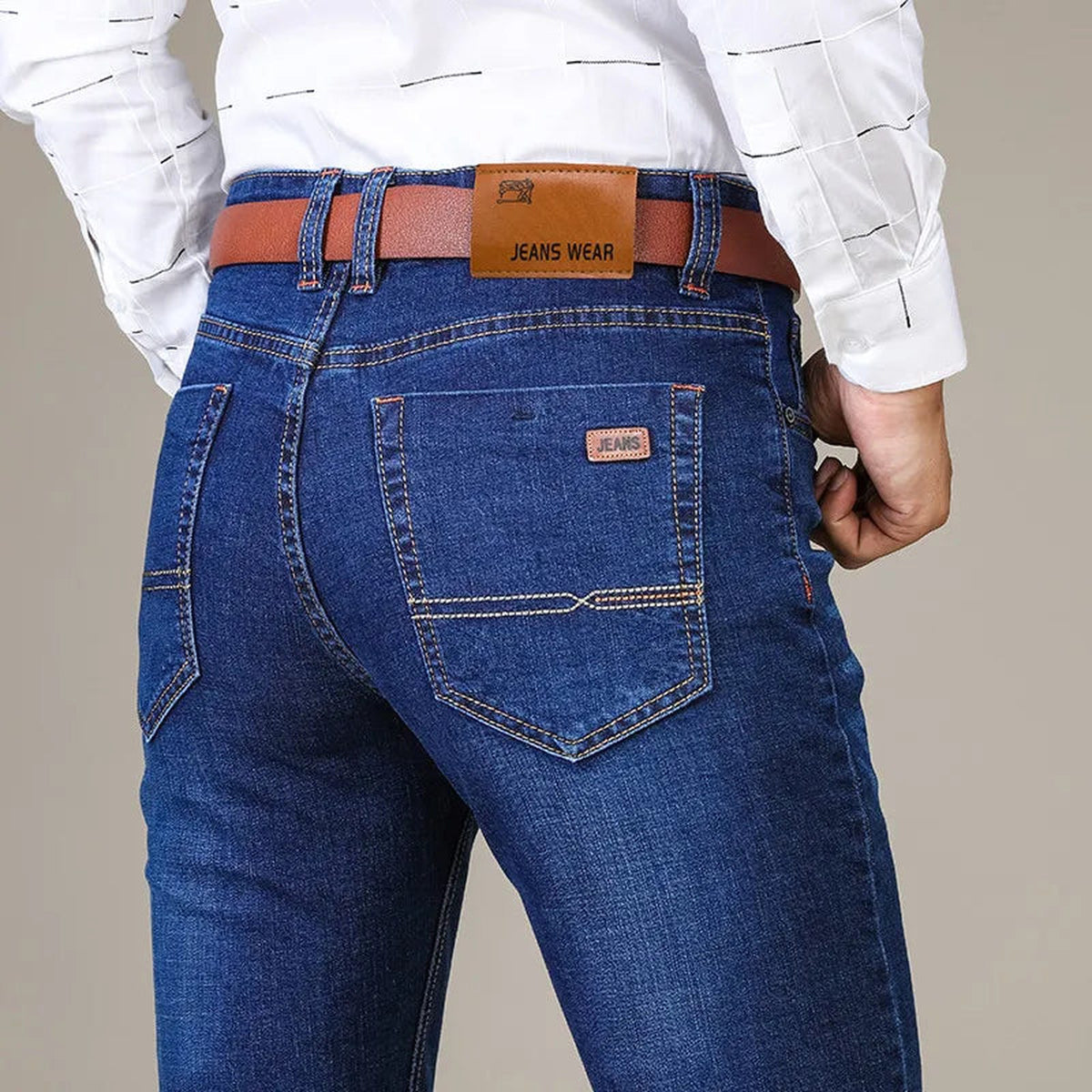 jeans in blauw – zijaanzicht