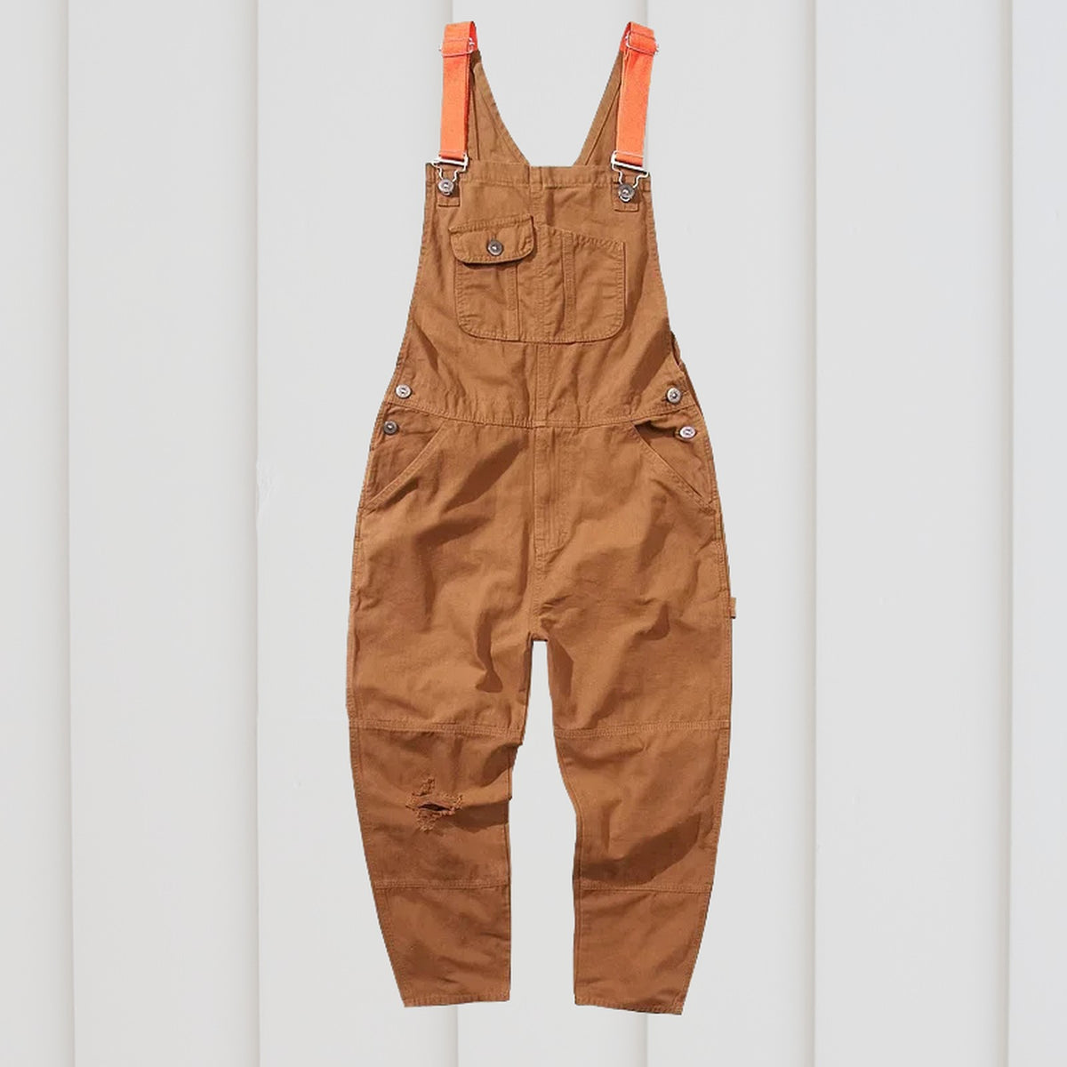 tuinbroek in beige – vooraanzicht