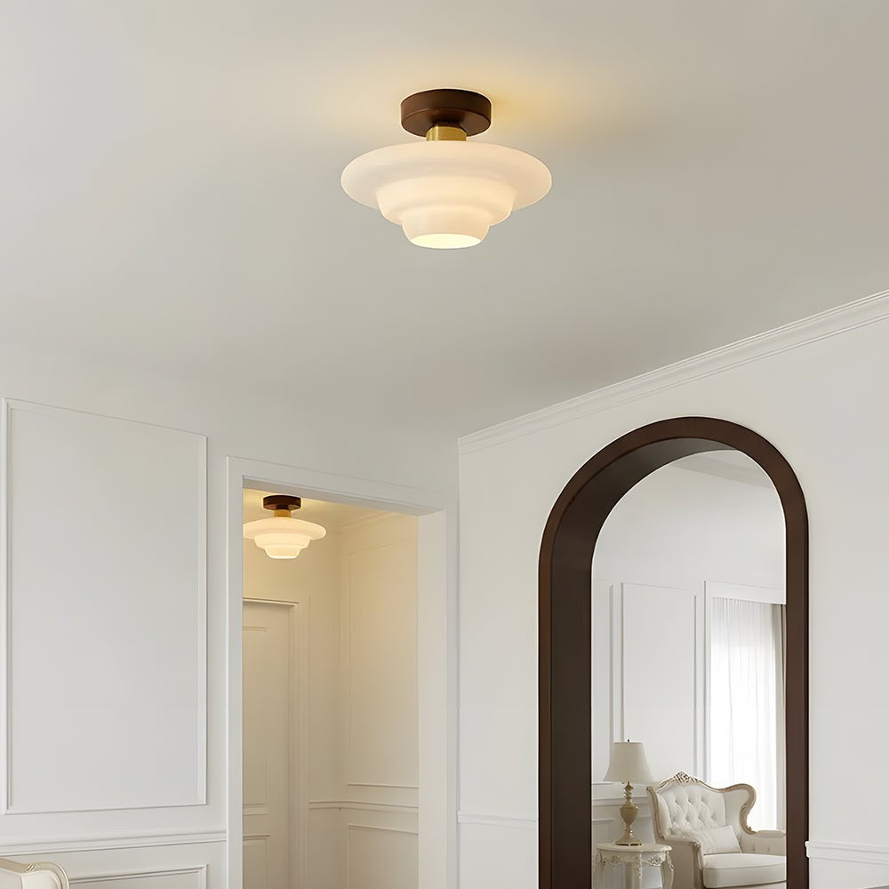 Ustad plafondlamp van glas – close-up van het materiaal
