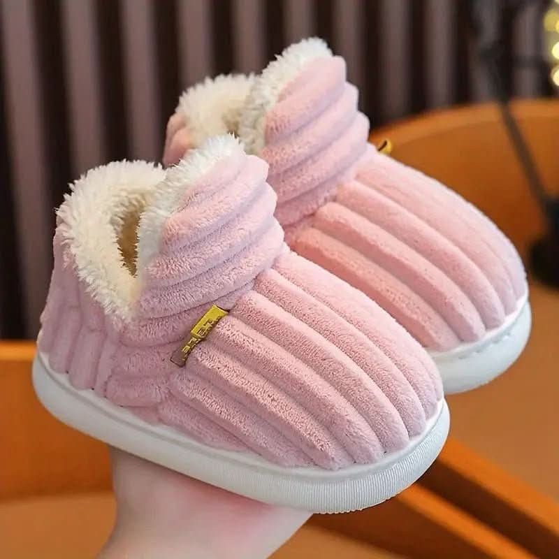 Veldal pantoffel van microvezel outer fabric, plush lining – in gebruik (19)