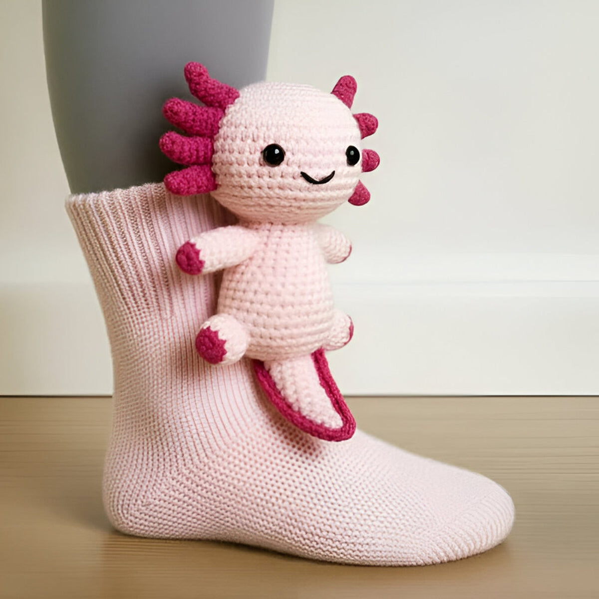 huissok in axolotl – schuin van voren