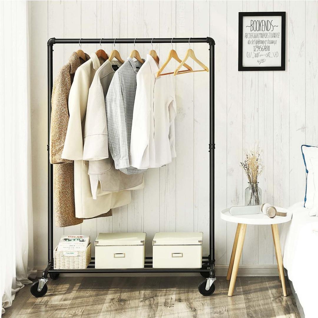 Zwaar Uitgevoerd Kledingrek in Industriële Stijl – Extra Stevig Staand Model voor Jassen en Kleding