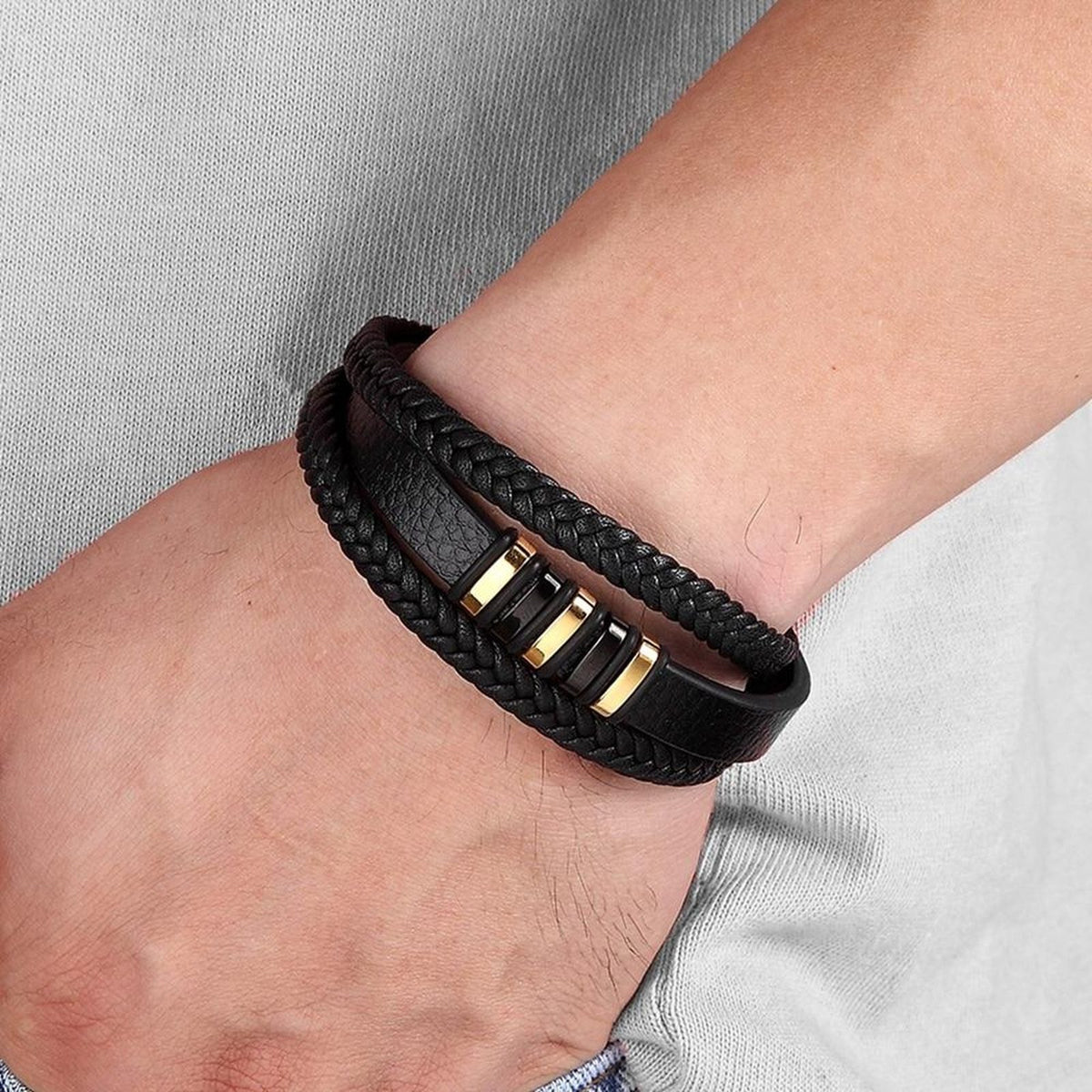 armband – met de meegeleverde onderdelen