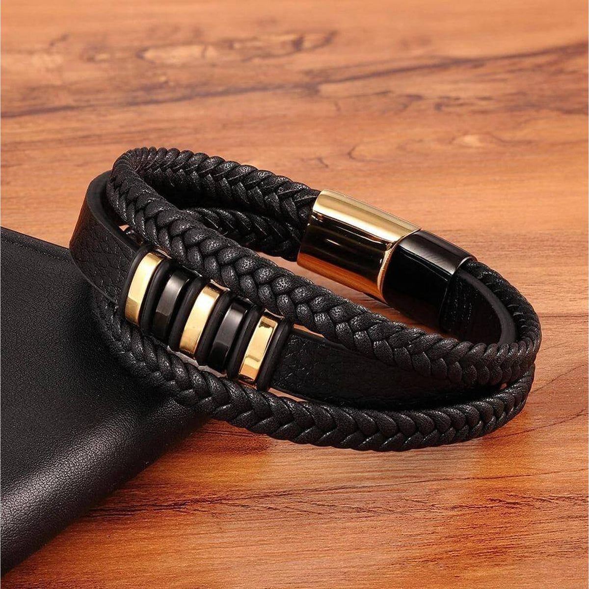armband – schuin van voren