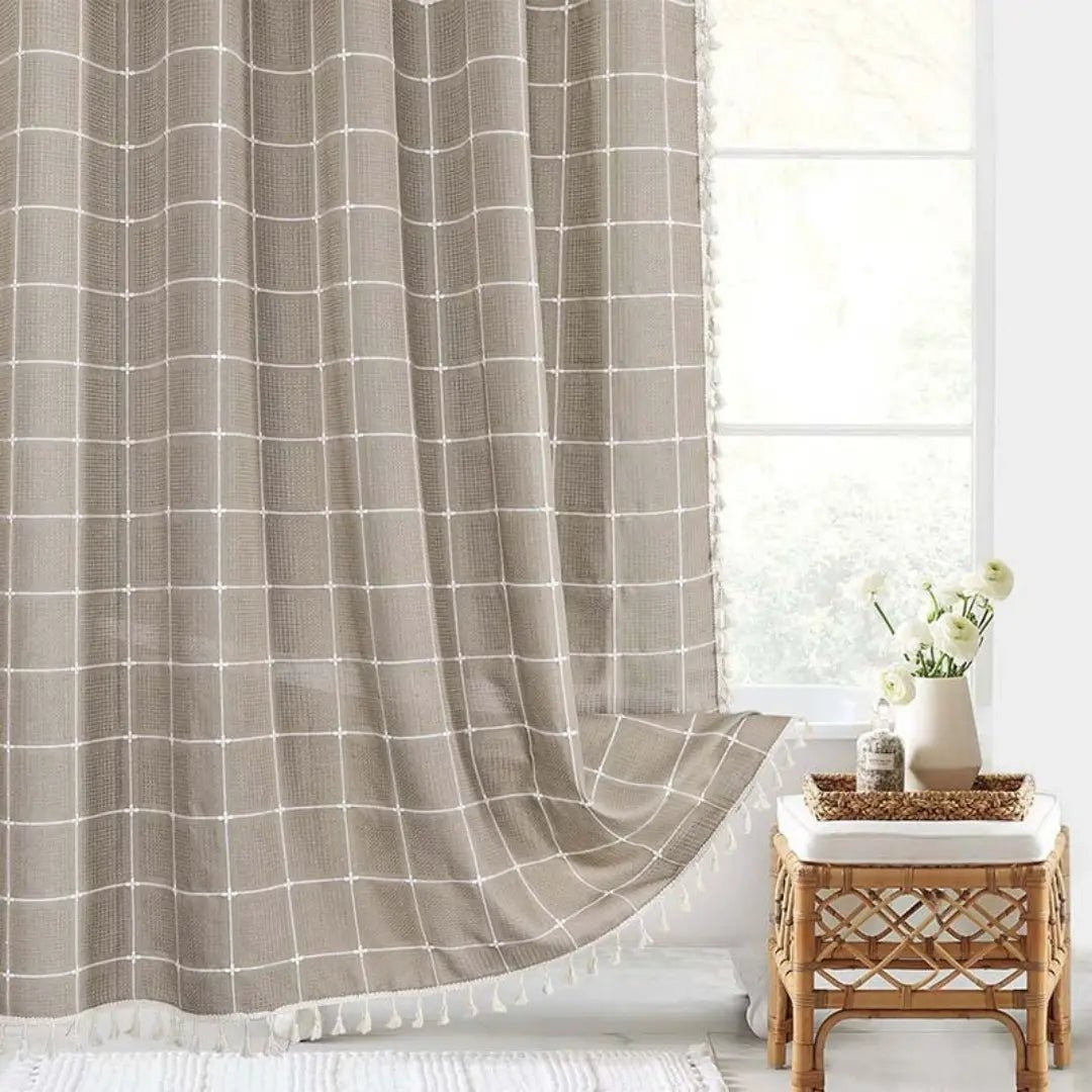 Arnvik product in beige checked van high-quality linnen with jacquard weave – vooraanzicht