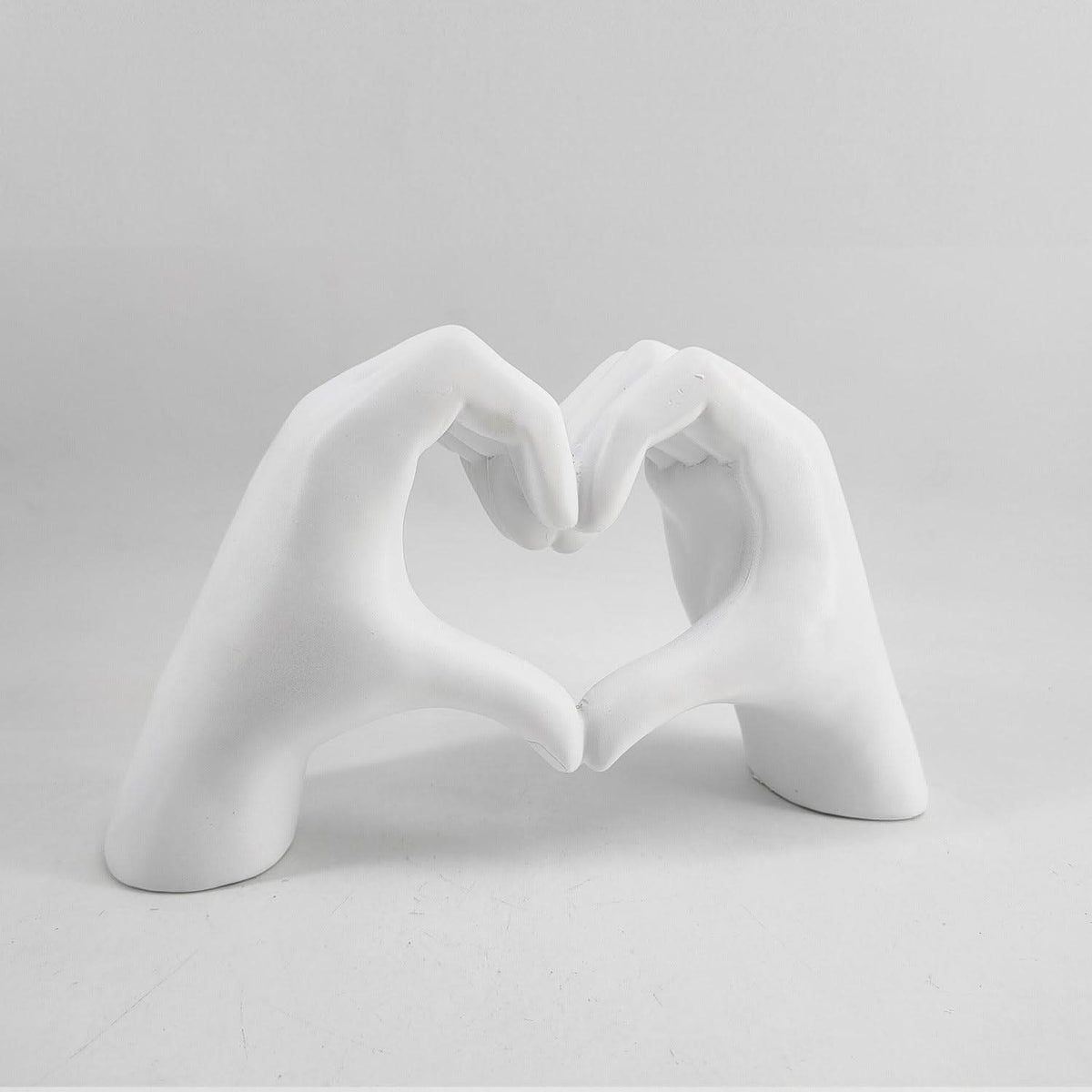 Brenvik product van hand-carved hout – geplaatst in een interieur