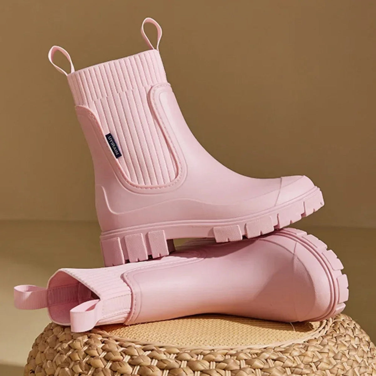 boot in beige – detailfoto van de afwerking
