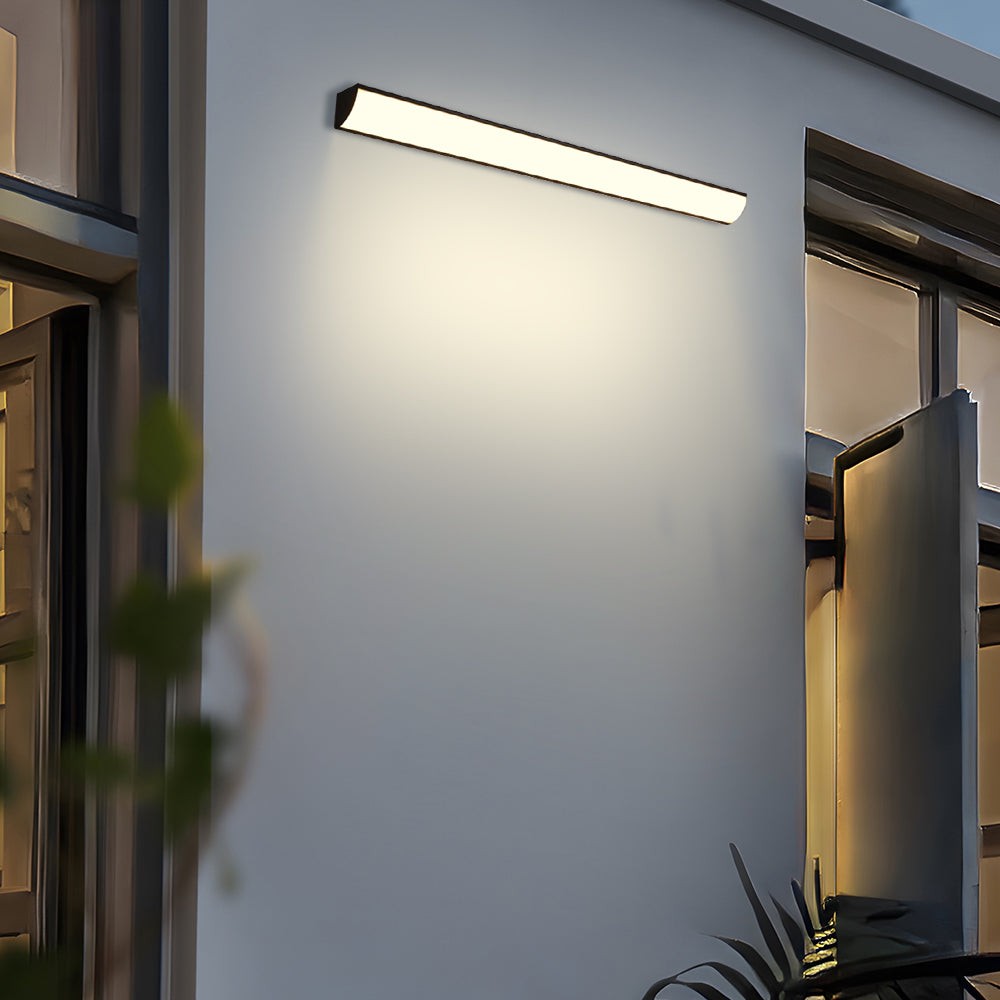 Dalvik wandlamp van aluminium en pvc – met de meegeleverde onderdelen