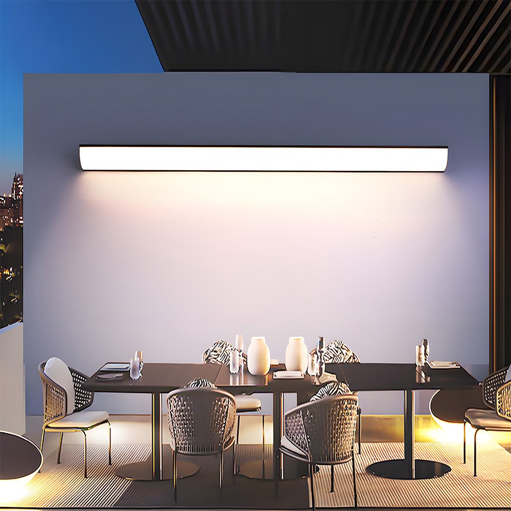 Dalvik wandlamp van aluminium en pvc – vooraanzicht