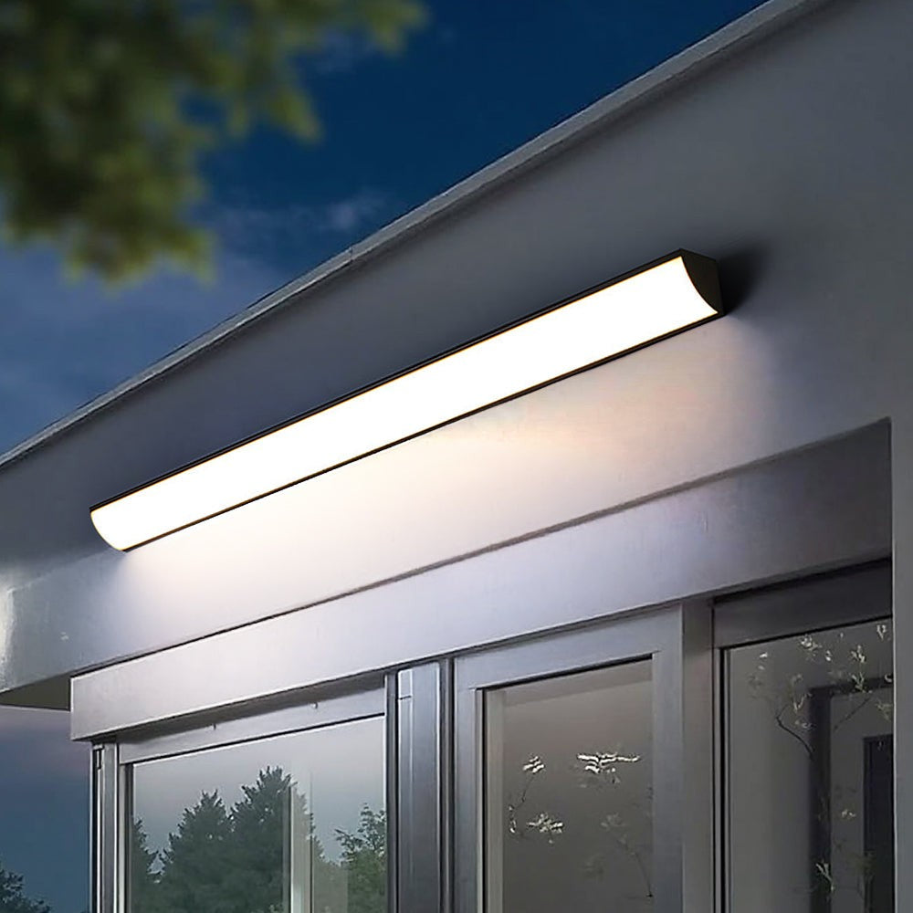 Dalvik wandlamp van aluminium en pvc – close-up van het materiaal