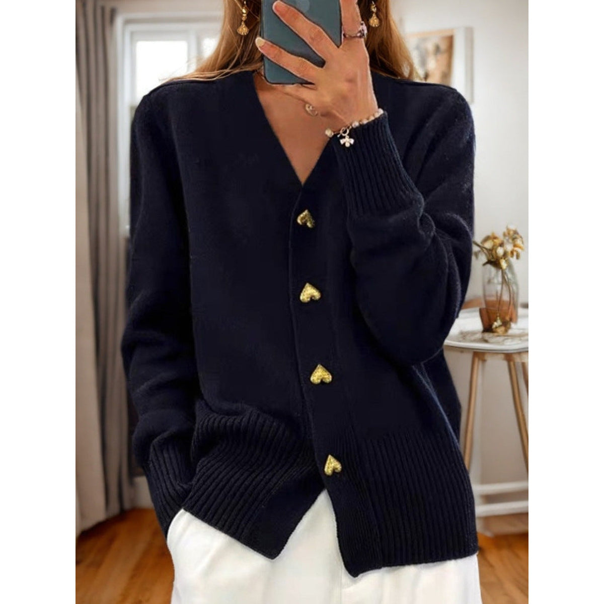 vest in grijs – detailfoto van de afwerking