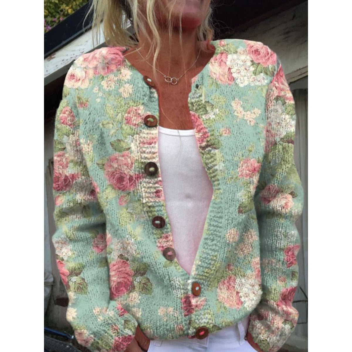 cardigan in roze – achteraanzicht