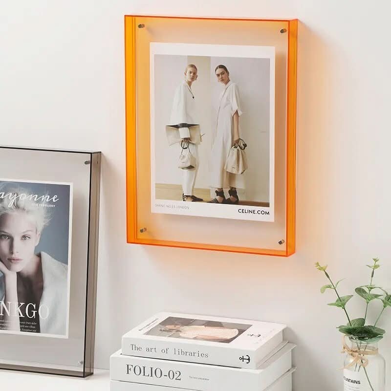 Goranvall product in geel van acryl – sfeerbeeld in huis