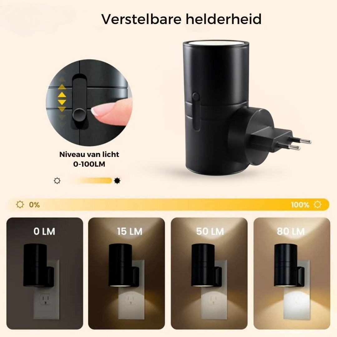 Kavora stekkerlamp van metaal en kunststof – sfeerbeeld in huis