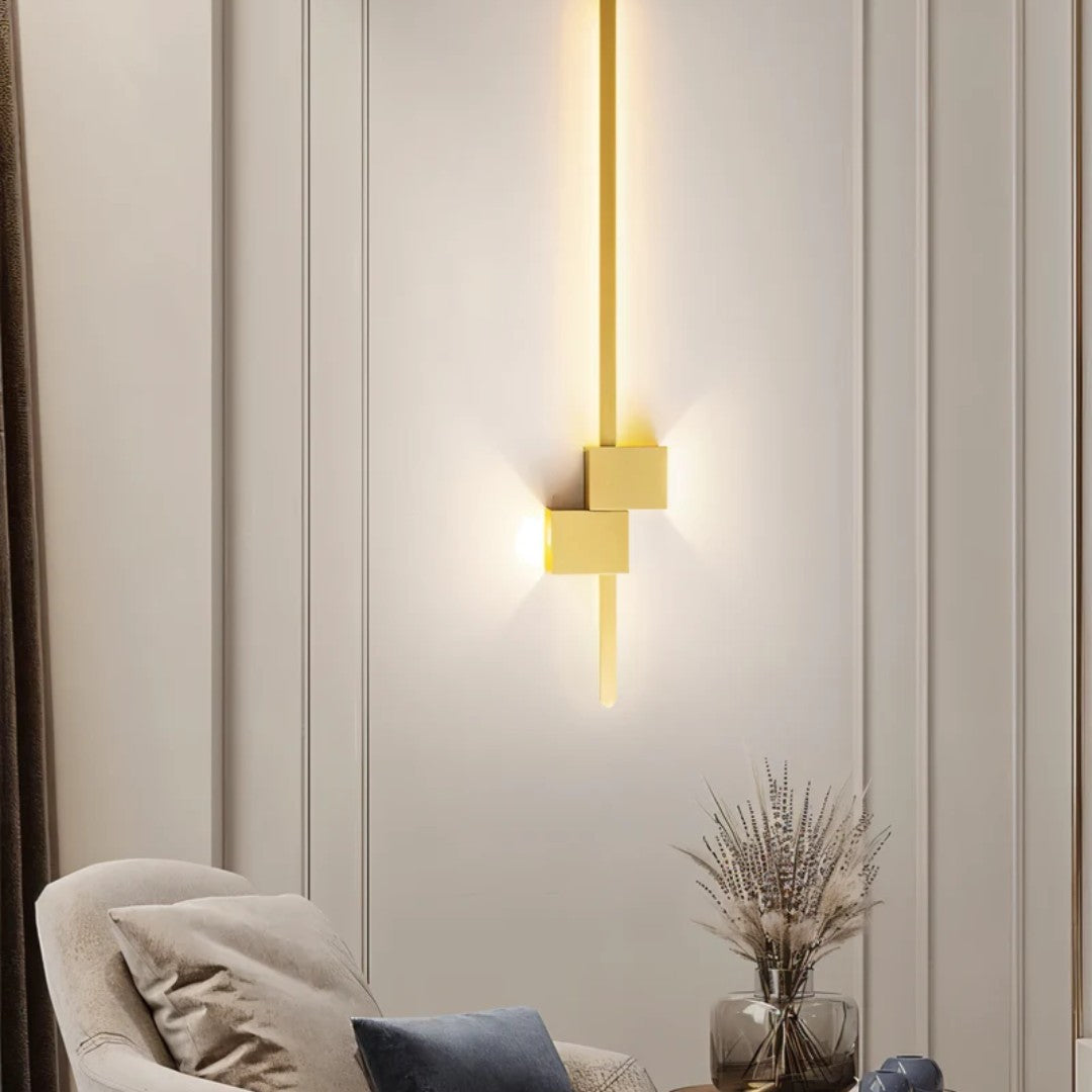 Kelda wandlamp van aluminium – in gebruik