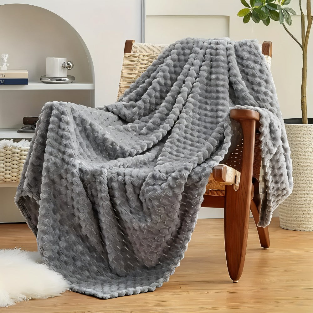 Meldra plaid in paars van polyester – sfeerbeeld in huis