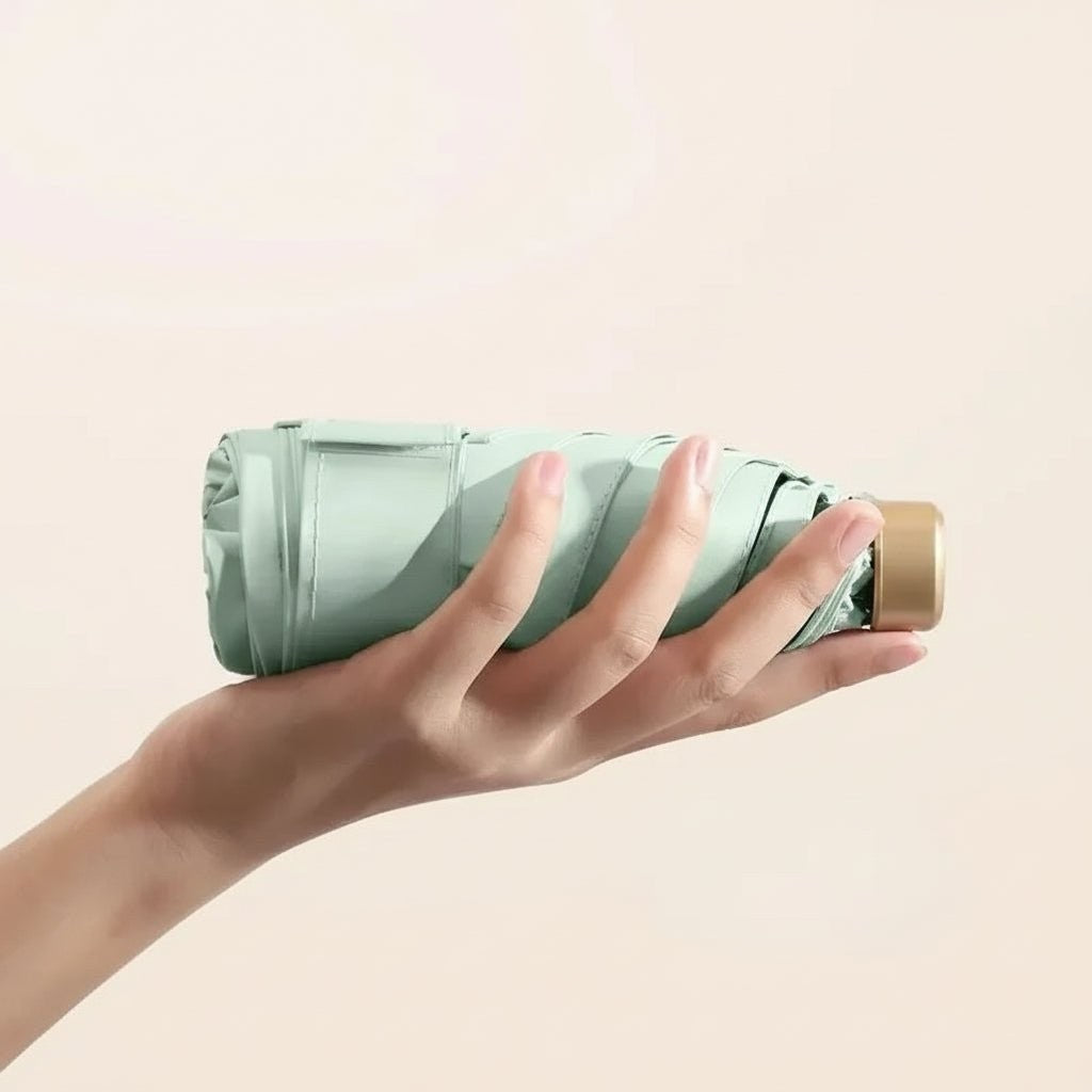 Merarvang product in zwart van duurzaam, waterdicht vinyl – sfeerbeeld in huis
