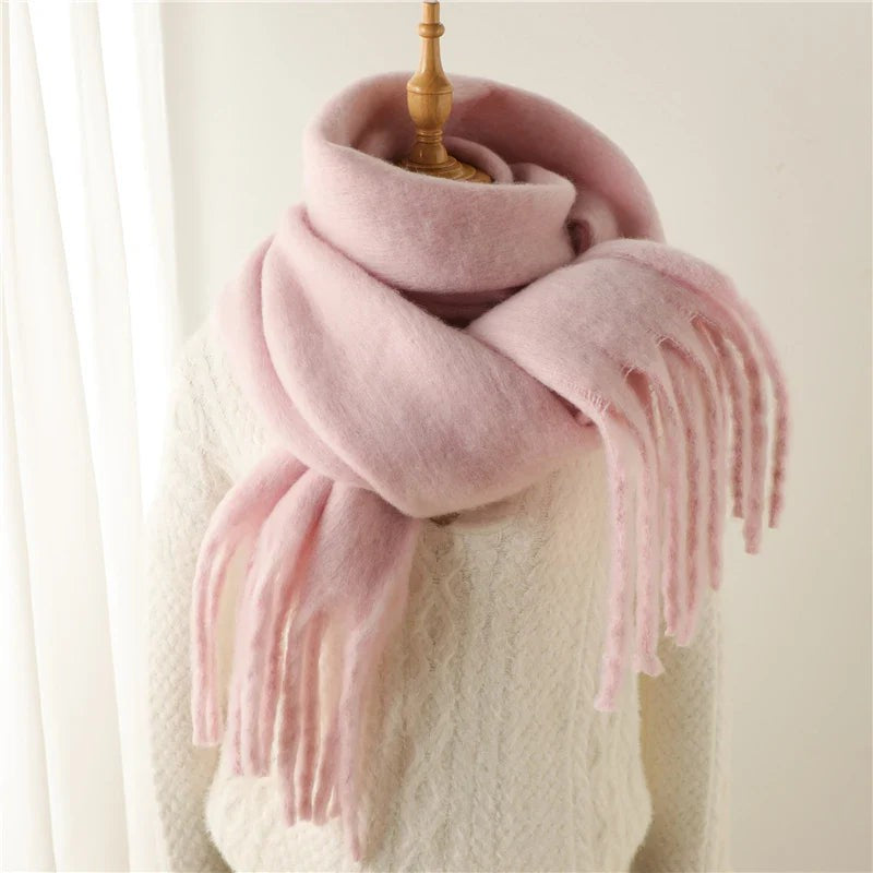 Mervik sjaal in geel van kasjmier imitatie (polyester) – detail van de rand