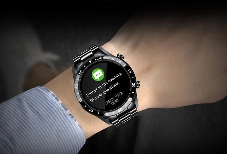 Nord3599 horloge van roestvrij staal en siliconen – in gebruik