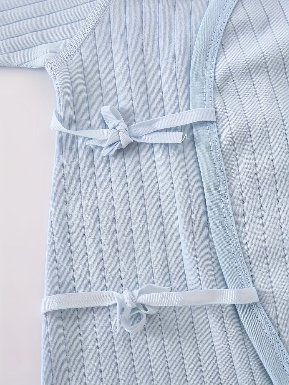 Nord5523 product van 100% katoen geschikt voor baby's en jonge kinderen eenvoudig te wassen – geplaatst in een interieur
