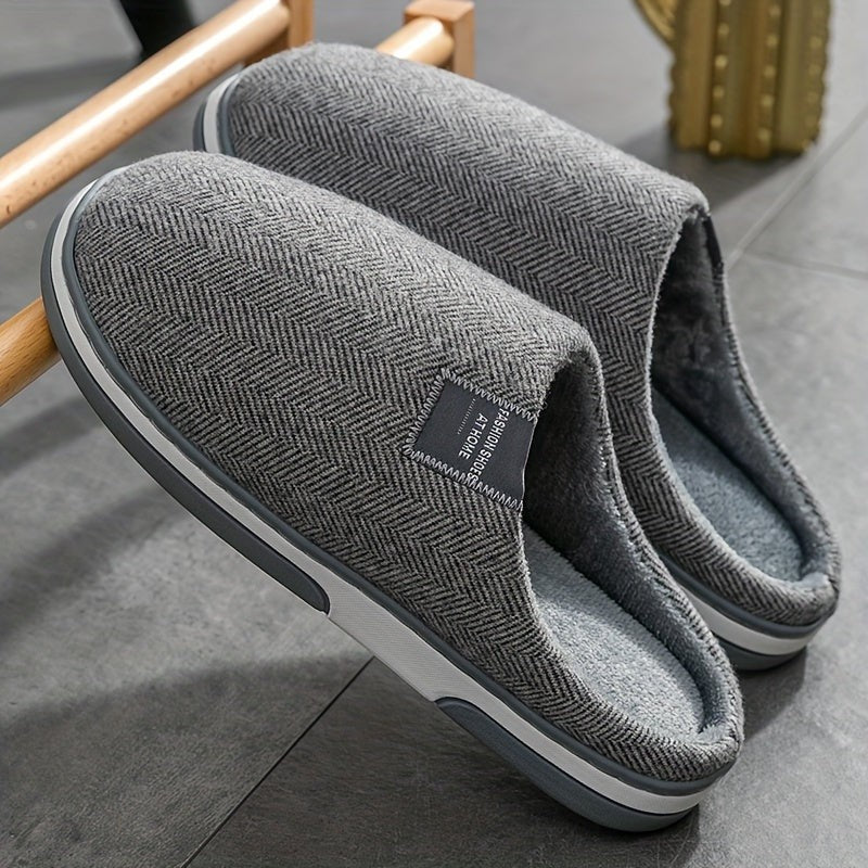 Nord5914 pantoffel van textiel bovenkant met warme pluche voering – close-up van het materiaal