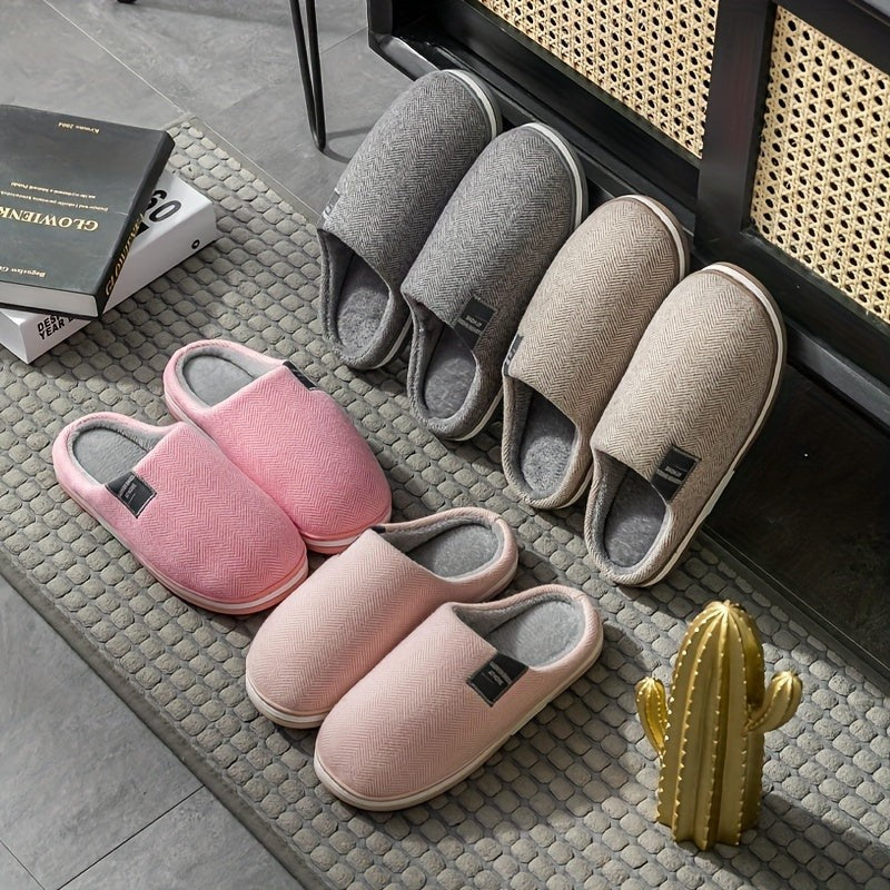 Nord5914 pantoffel van textiel bovenkant met warme pluche voering – geplaatst in een interieur