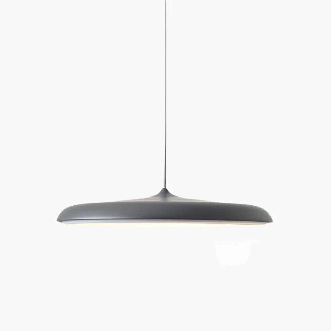 Norvik hanglamp van metaal, acryl – geplaatst in een interieur